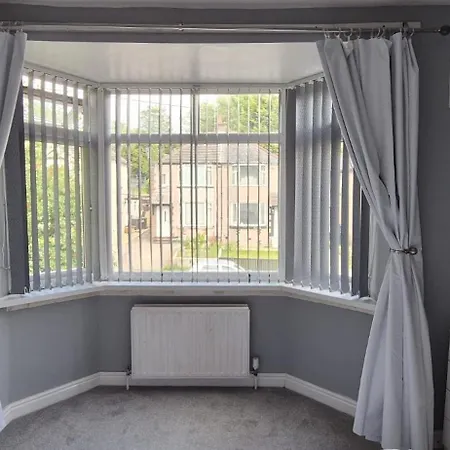 Tatil Evi Cosy Near Arena & Leeds Airport Two Bedroom House *
